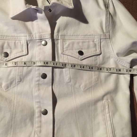 Rag and Bone Women's White Nico Denim Jacket Size S NWT - Picture 8 of 10